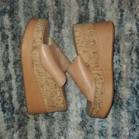 Vintage American Eagle Tan Wedges || sz 8.5 GUC - Picture 3 of 13